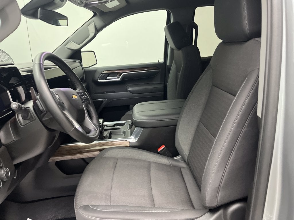 2026 Chevrolet Silverado 1500 LT LT1
