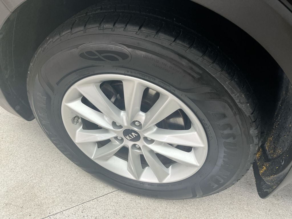 2020 Kia Sorento LX