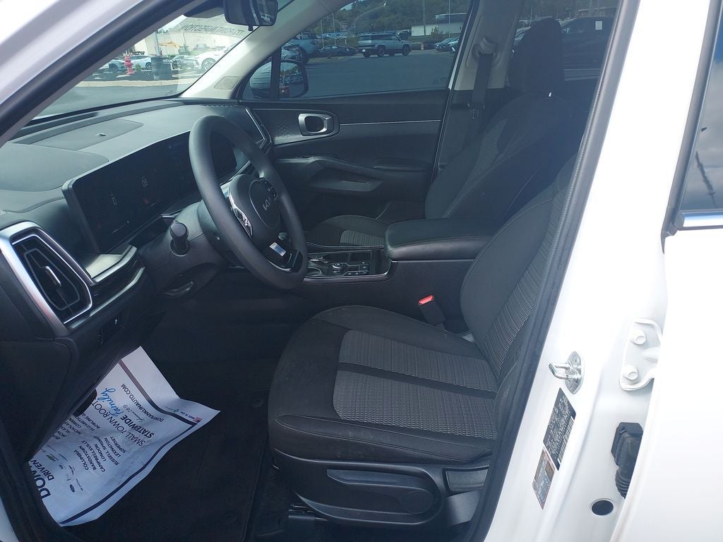 2024 Kia Sorento LX