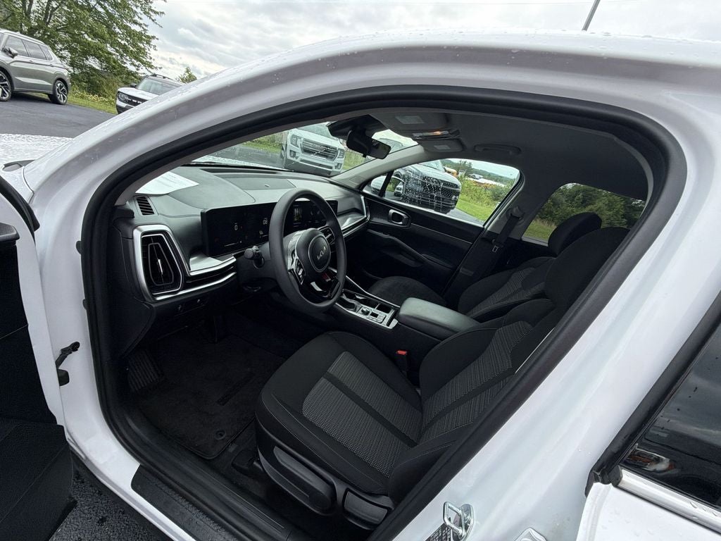 2024 Kia Sorento LX
