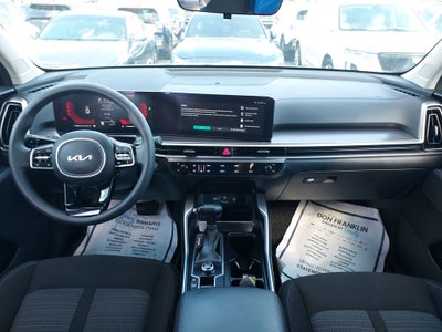 2024 Kia Sorento LX