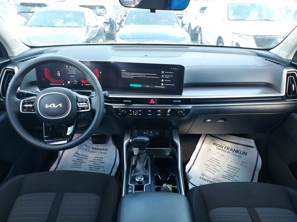 2024 Kia Sorento LX