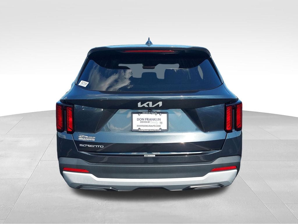 2024 Kia Sorento LX