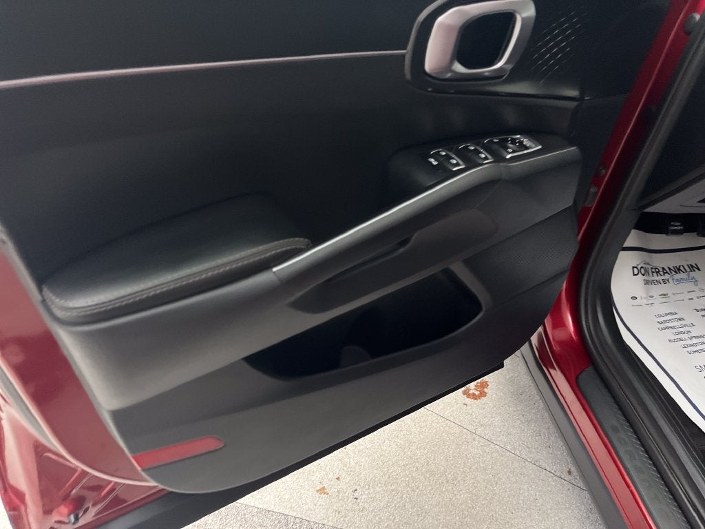 2023 Kia Sorento LX