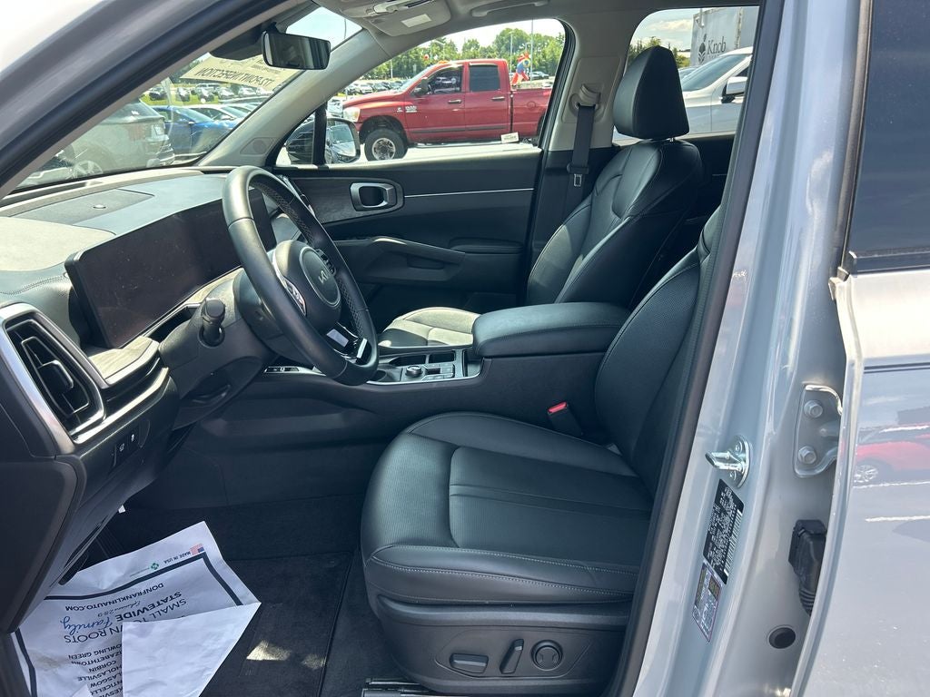 2025 Kia Sorento X-Line EX