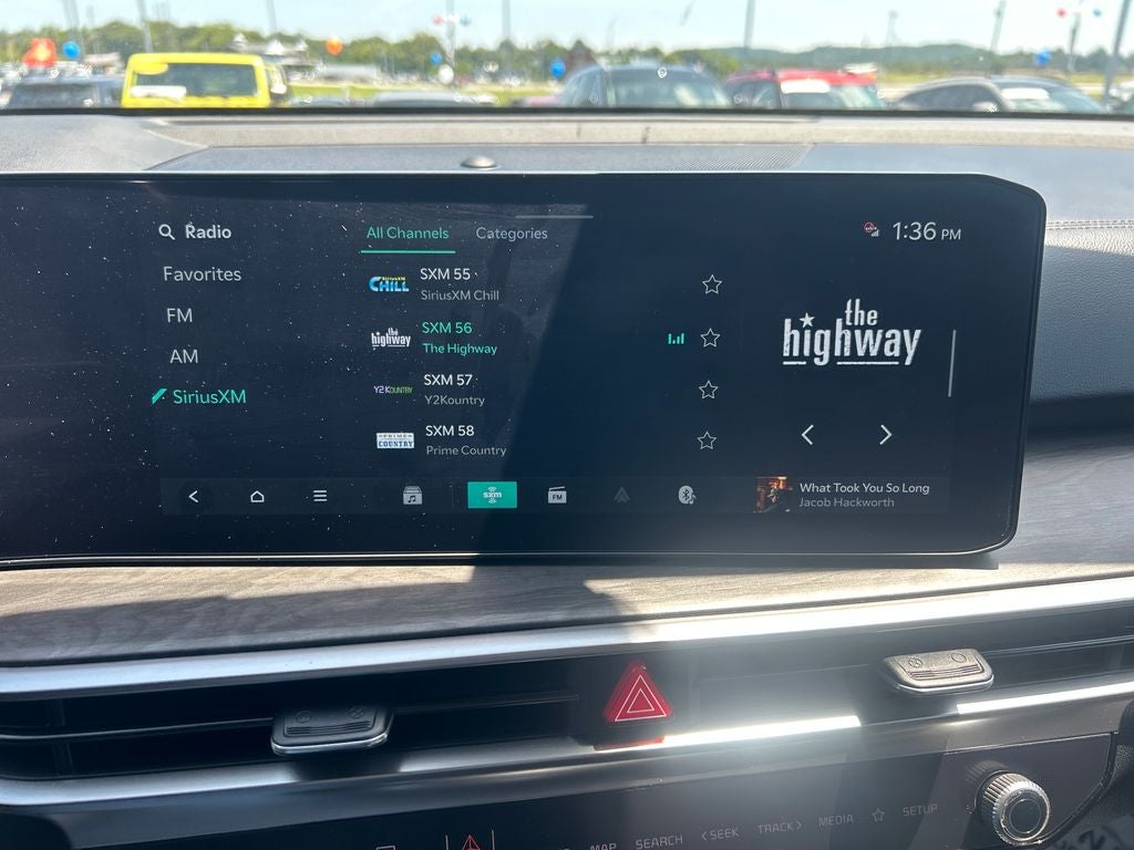 2025 Kia Sorento X-Line EX