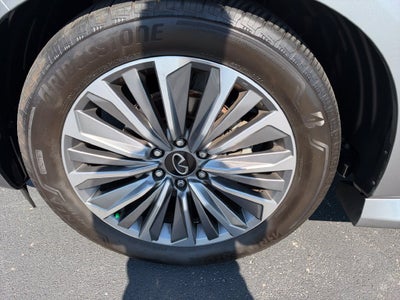 2025 INFINITI QX80 SENSORY