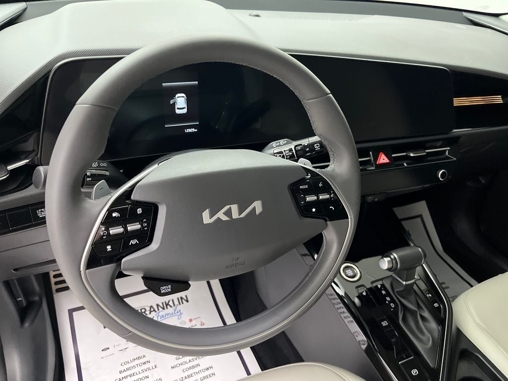 2025 Kia Niro EX Touring