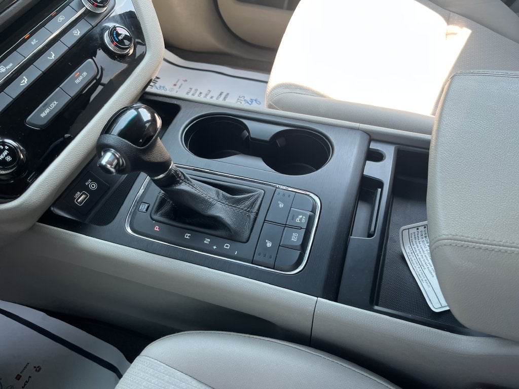 2016 Kia Sedona LX