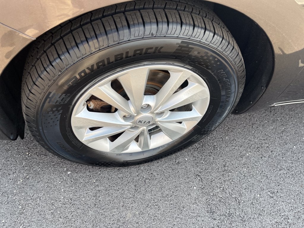 2016 Kia Sedona LX
