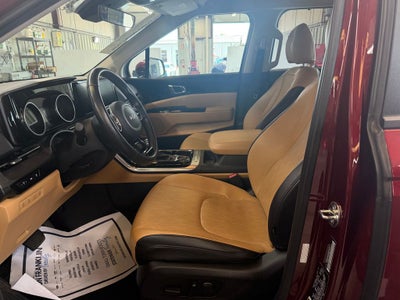 2024 Kia Carnival EX