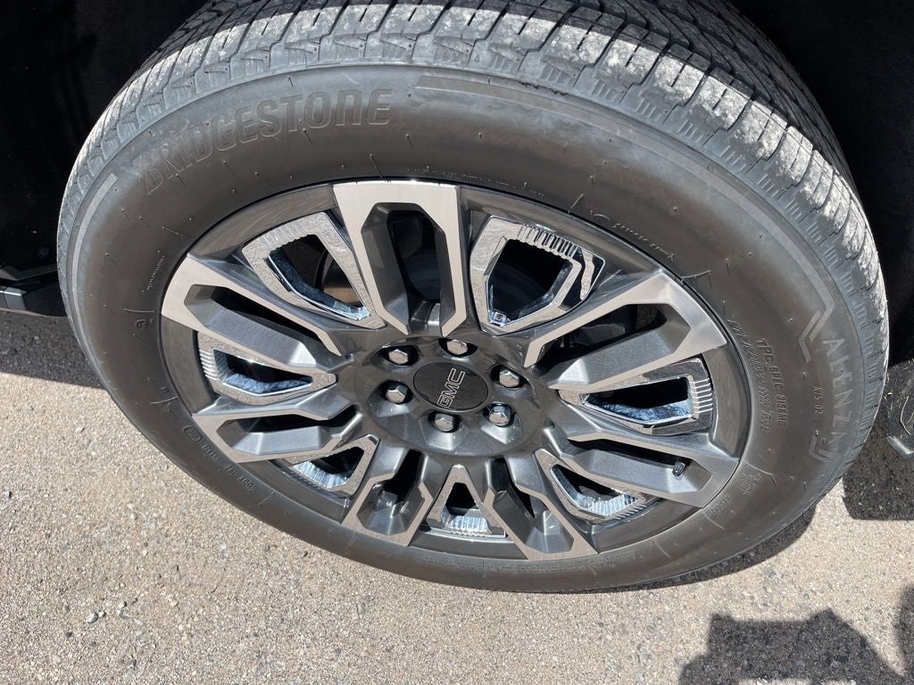 2024 GMC Yukon XL Denali Ultimate