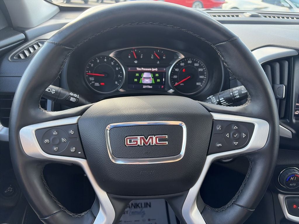 2023 GMC Terrain SLT