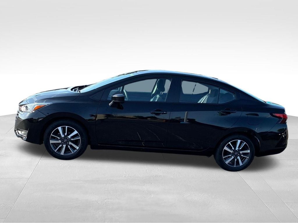 2024 Nissan Versa 1.6 SV