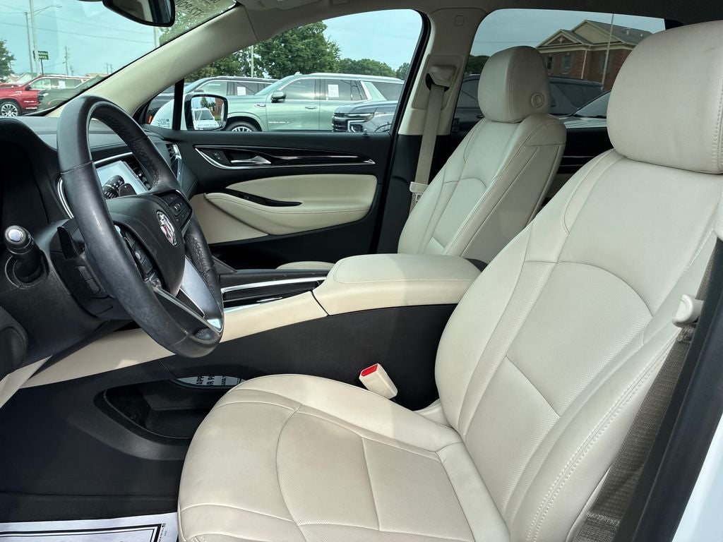 2023 Buick Enclave Essence