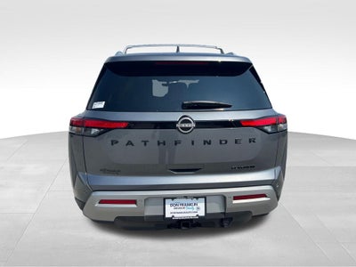 2025 Nissan Pathfinder Platinum