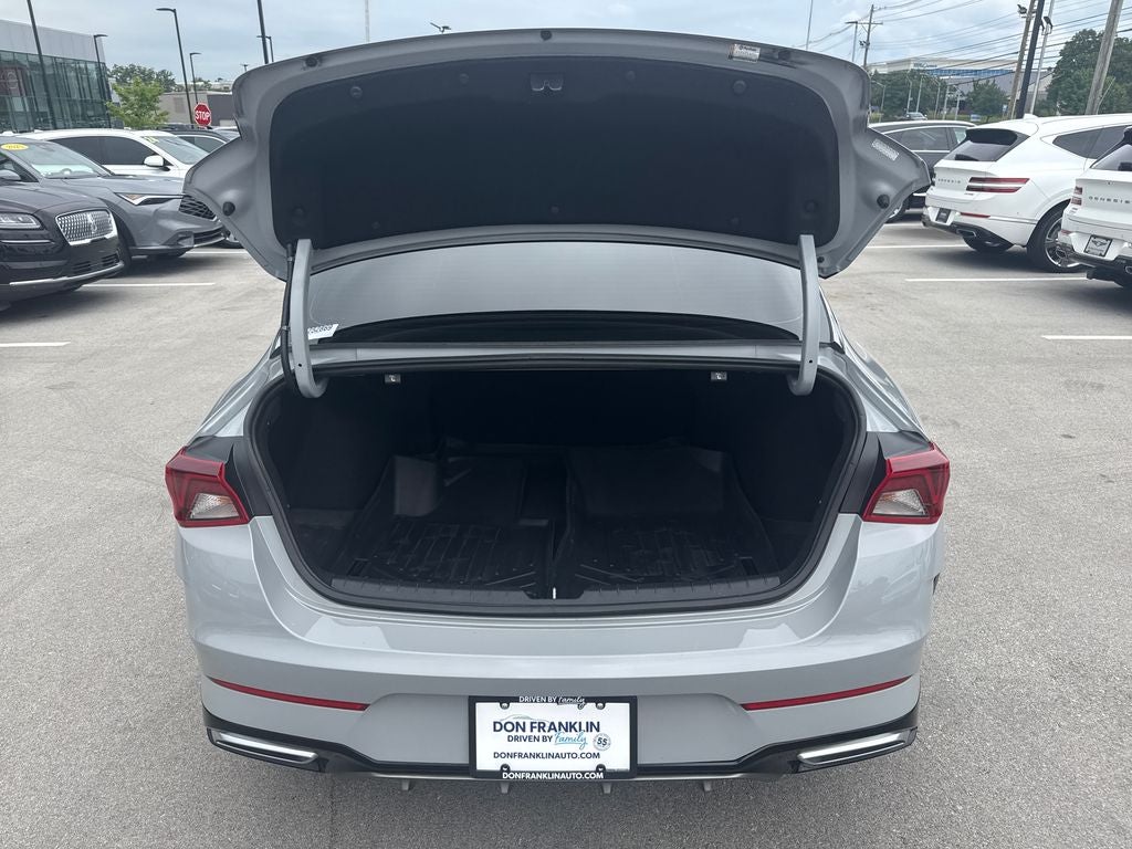 2024 Kia K5 GT-Line