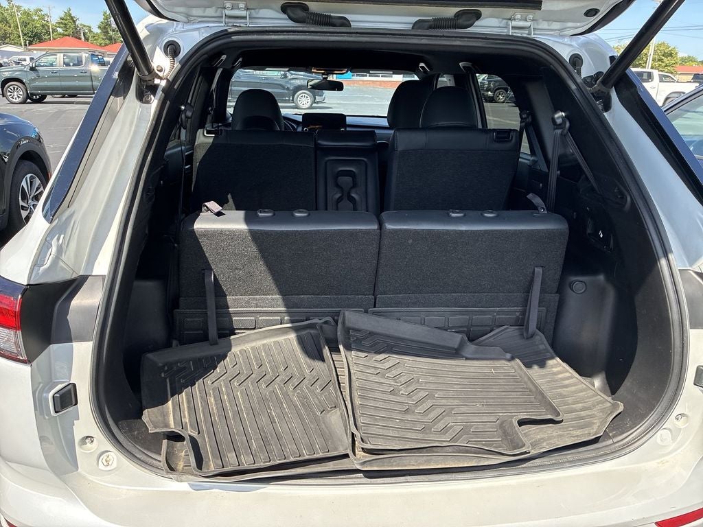 2024 Mitsubishi Outlander SE