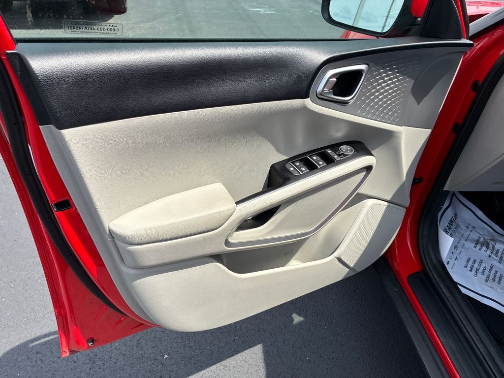 2025 Kia Soul LX