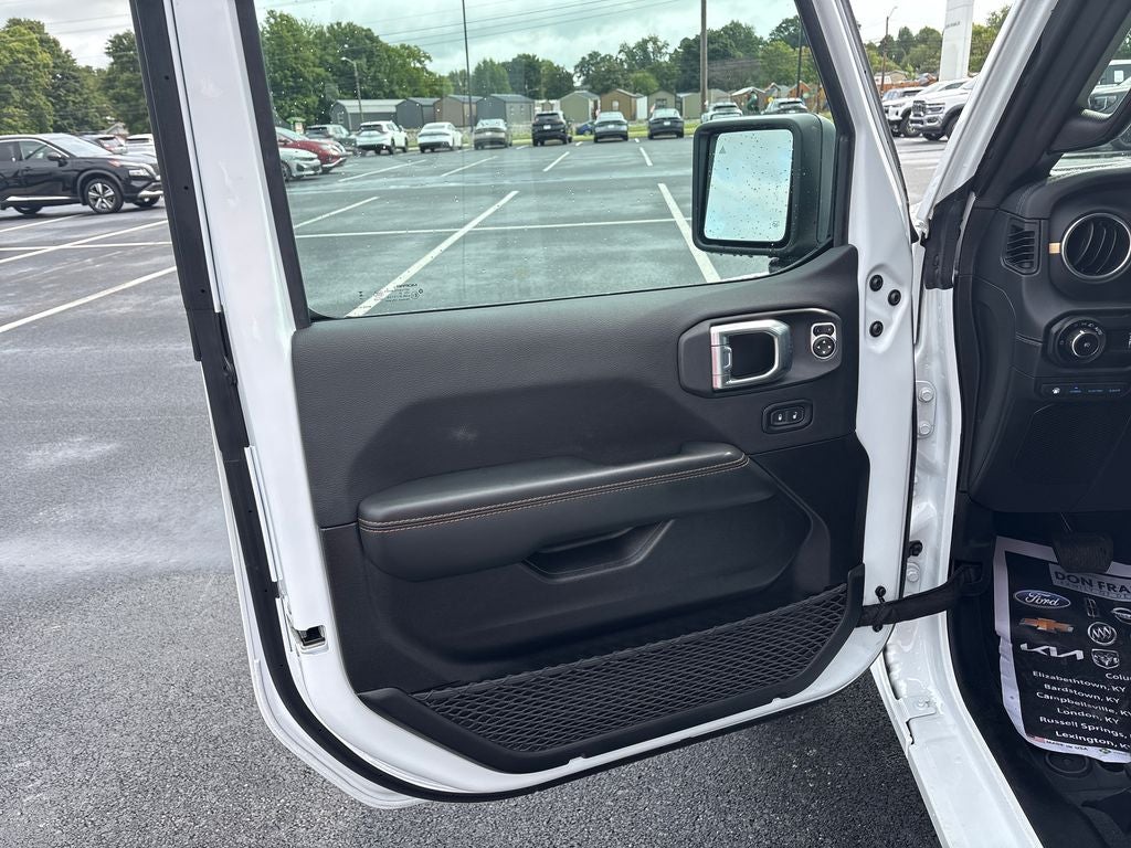 2024 Jeep Wrangler Sahara 4xe
