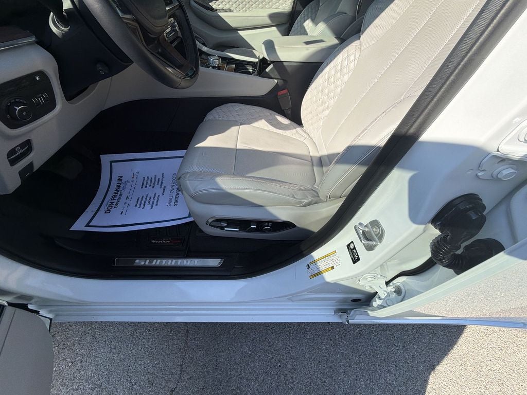 2022 Jeep Grand Cherokee Summit 4xe