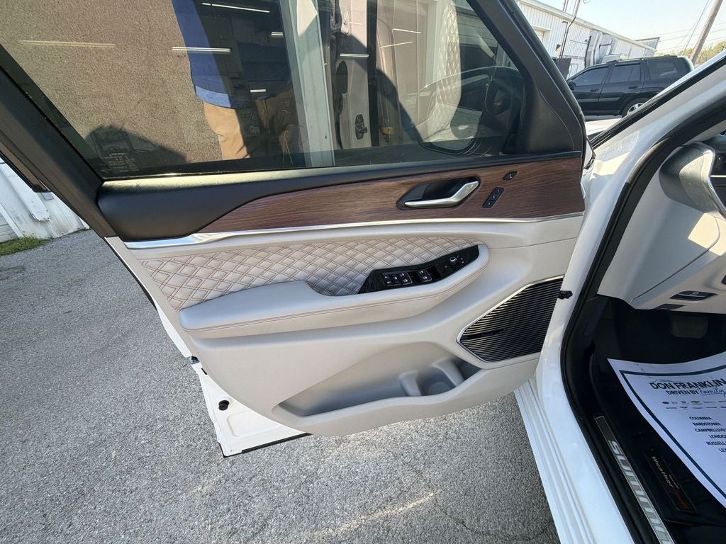 2022 Jeep Grand Cherokee Summit 4xe