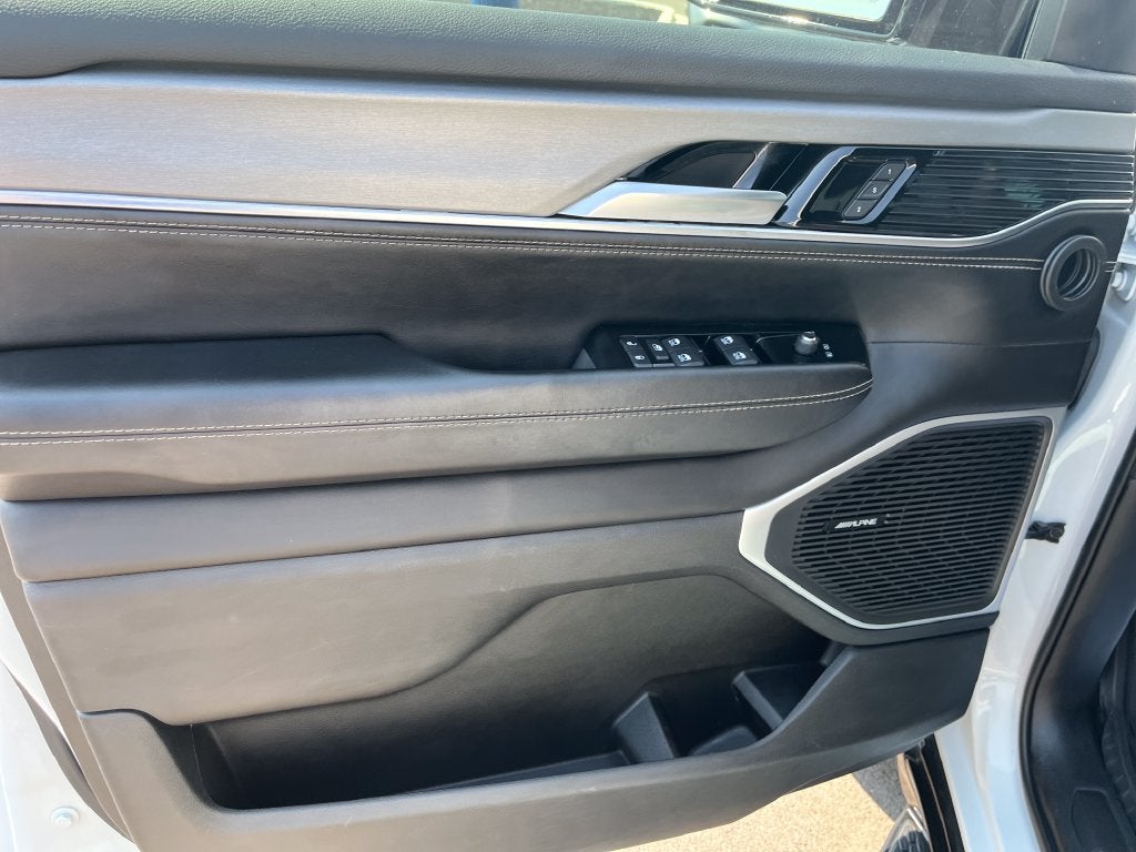 2023 Jeep Wagoneer L Series II