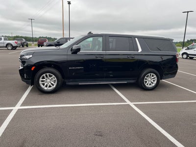 2024 Chevrolet Suburban LT