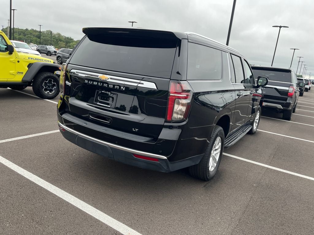 2024 Chevrolet Suburban LT