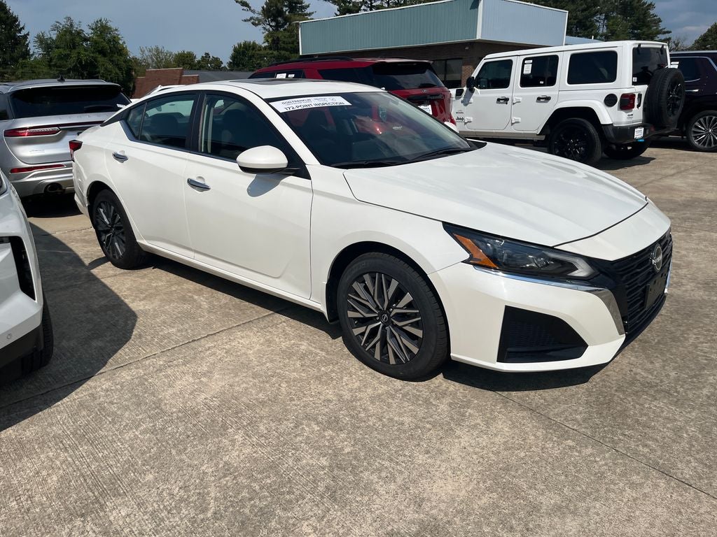 2023 Nissan Altima 2.5 SV