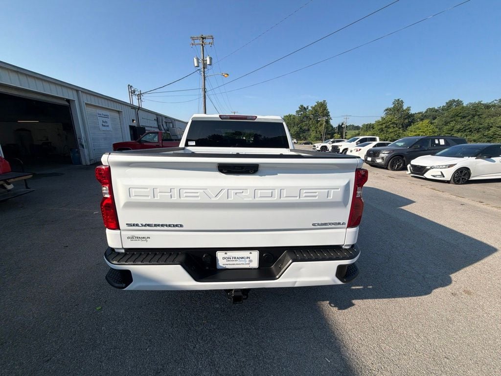 2023 Chevrolet Silverado 1500 Custom
