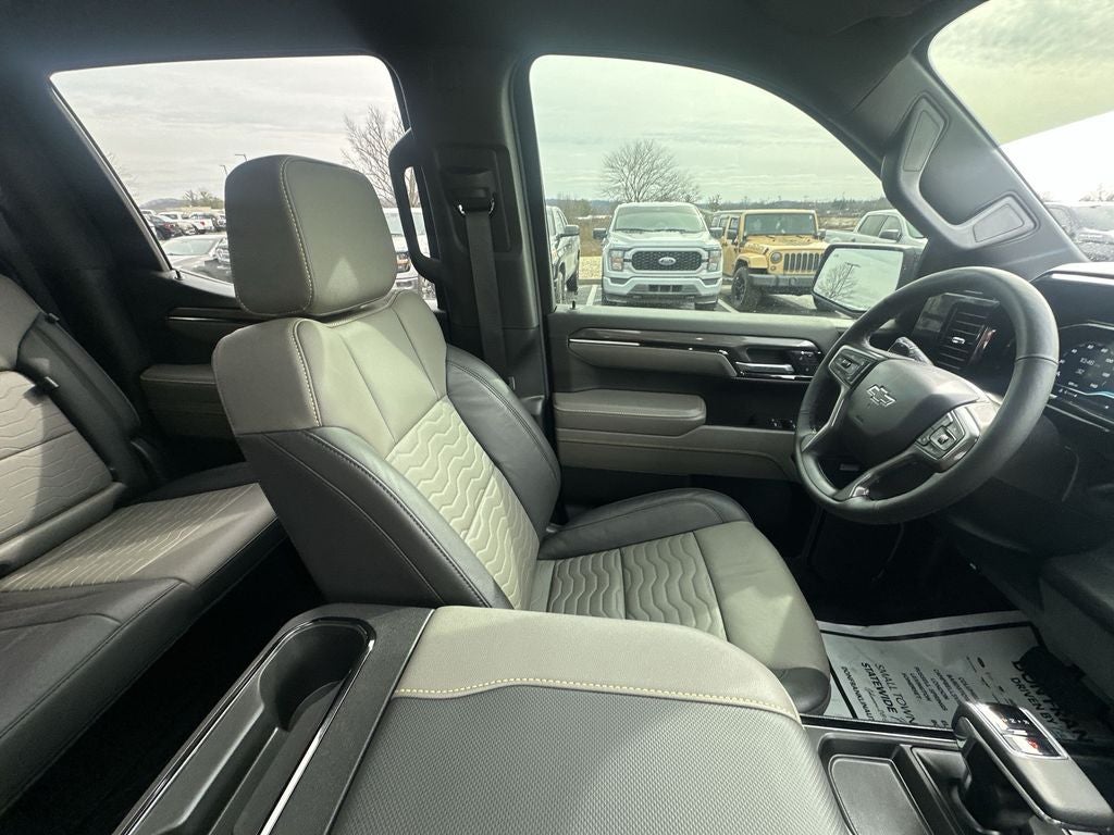 2025 Chevrolet Silverado 1500 ZR2