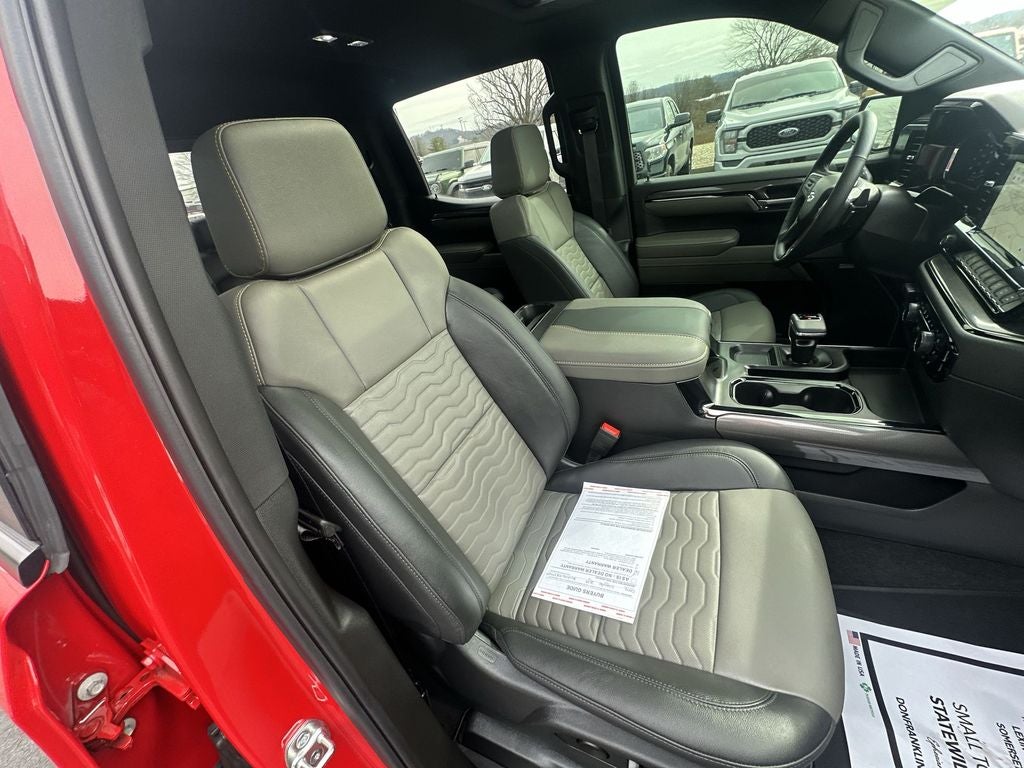 2025 Chevrolet Silverado 1500 ZR2