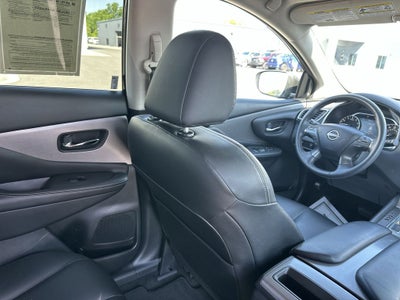 2023 Nissan Murano SV