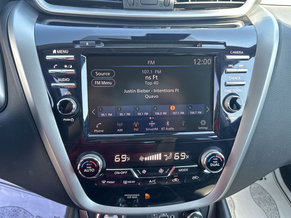 2023 Nissan Murano SV
