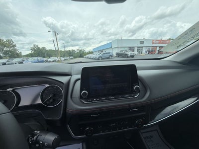 2025 Nissan Rogue Rock Creek
