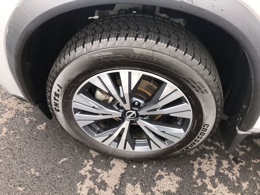 2023 Nissan Rogue SV premium luxury pkg