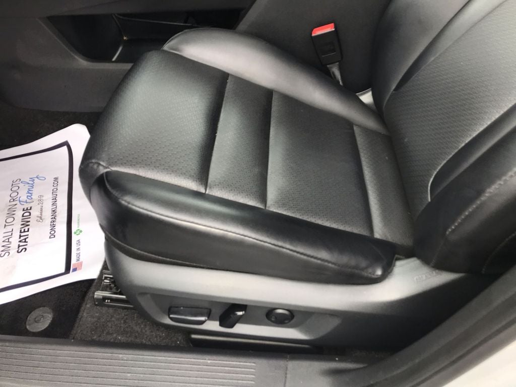 2023 Nissan Rogue SV premium luxury pkg