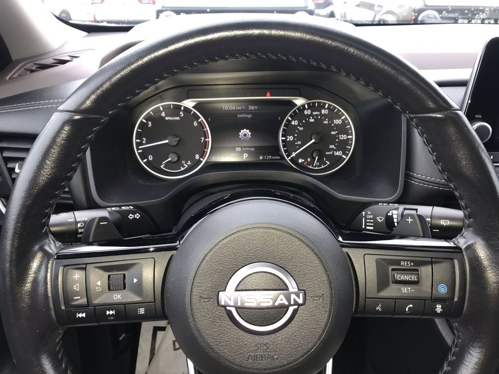 2023 Nissan Rogue SV premium luxury pkg