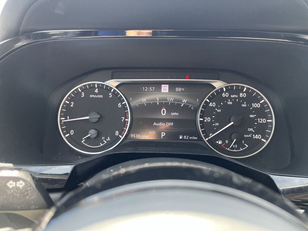 2025 Nissan Pathfinder SL