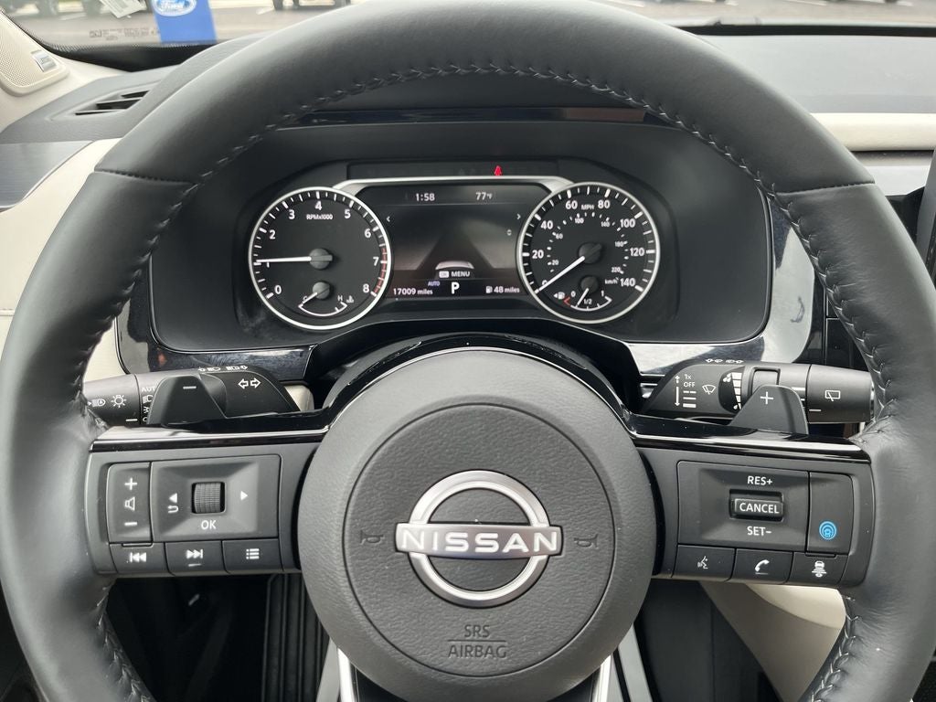 2023 Nissan Pathfinder SL
