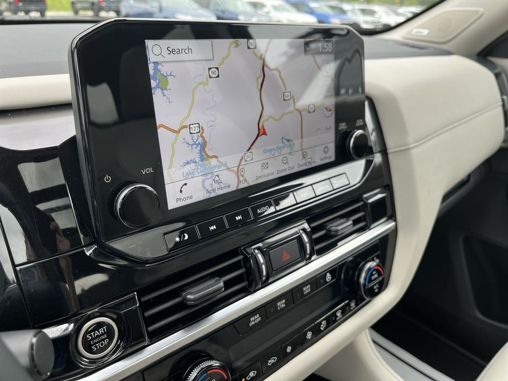 2023 Nissan Pathfinder SL