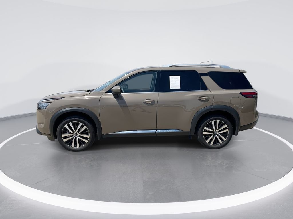 2025 Nissan Pathfinder Platinum