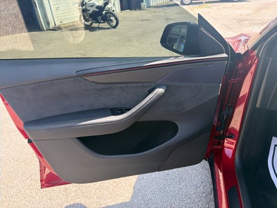 2026 Tesla Model Y Performance