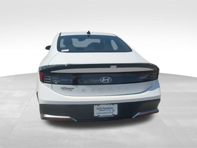 2025 Hyundai Sonata SE
