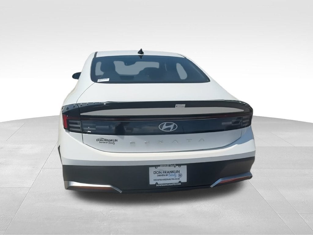 2025 Hyundai Sonata SE