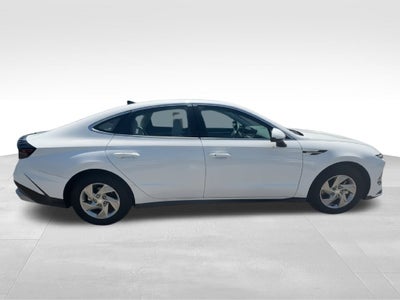 2025 Hyundai Sonata SE