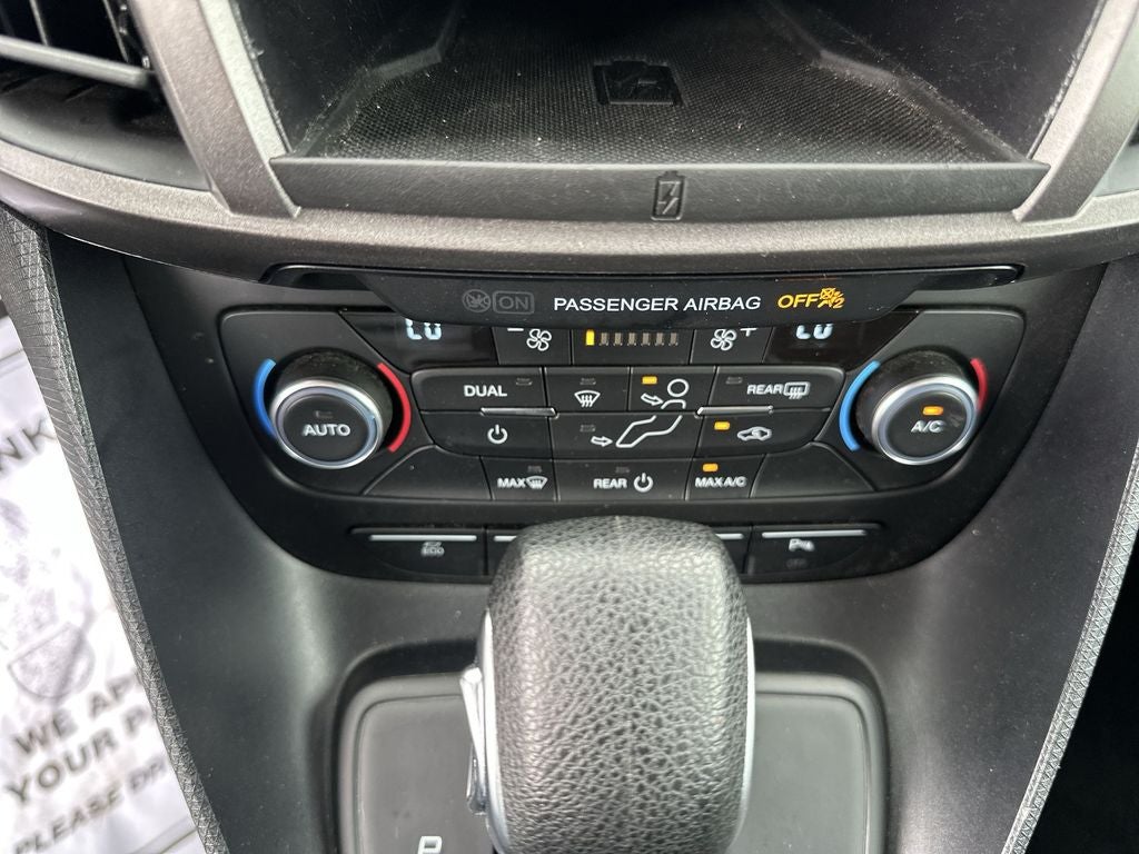 2023 Ford Transit Connect XLT