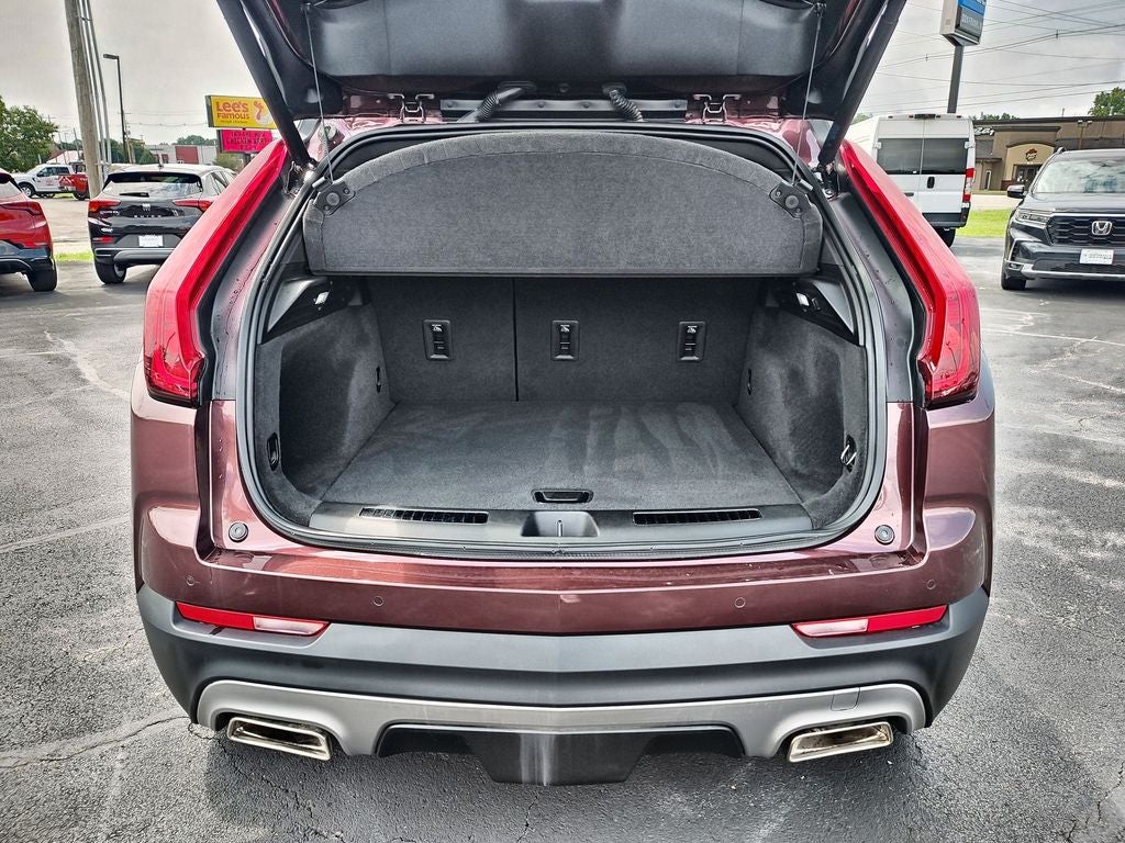 2023 Cadillac XT4 Premium Luxury