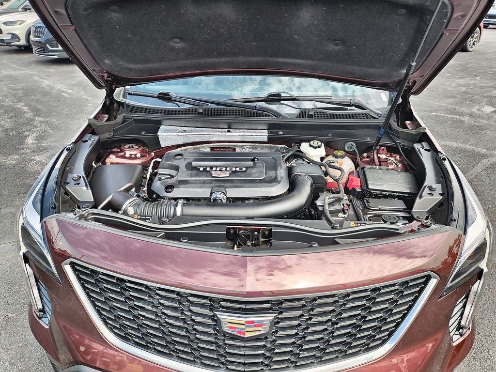 2023 Cadillac XT4 Premium Luxury